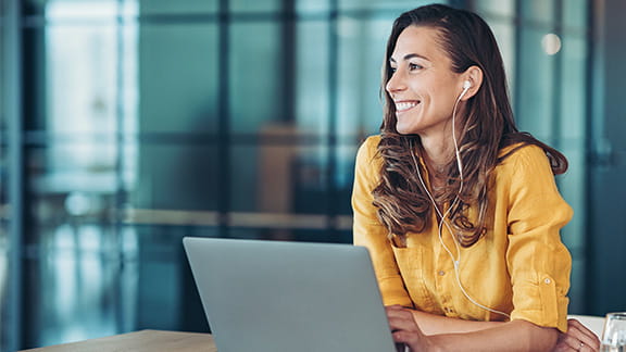 Portrait of a smiling businesswoman